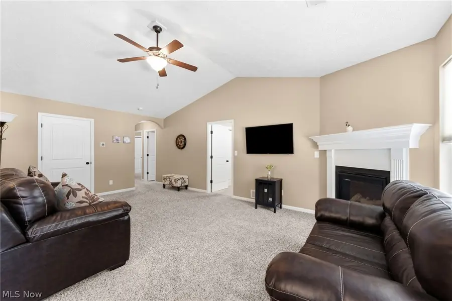 7432 Presley Avenue, Mentor, OH 44060 - #3