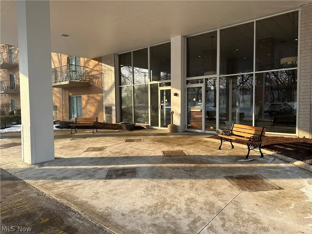 3675 Clague Road #312, North Olmsted, OH 44070 - Image #1