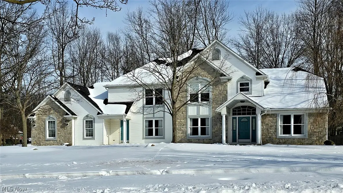 371 Nantucket Drive, Avon Lake, OH 44012 - Image #1