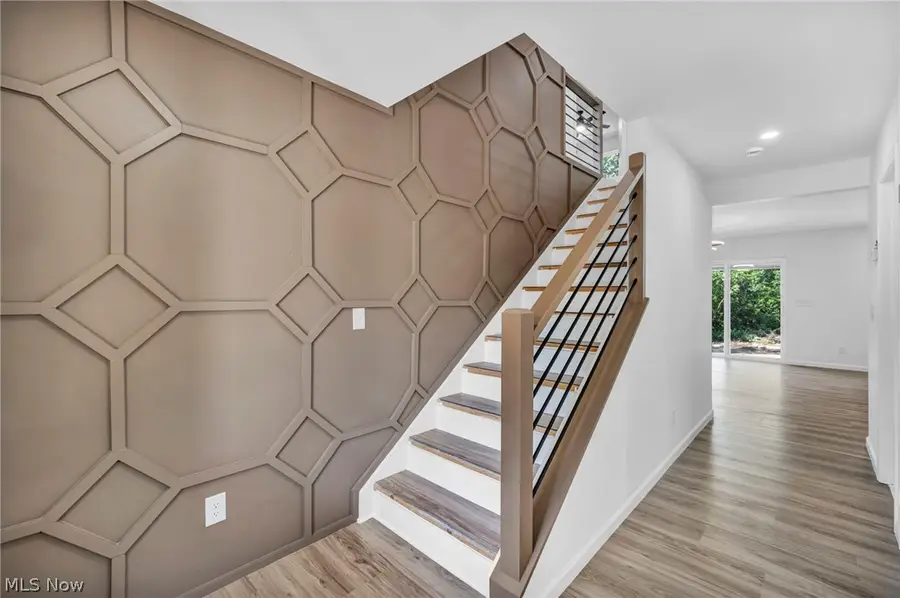 7602 Hickory, Oakwood, OH 44146 - #2