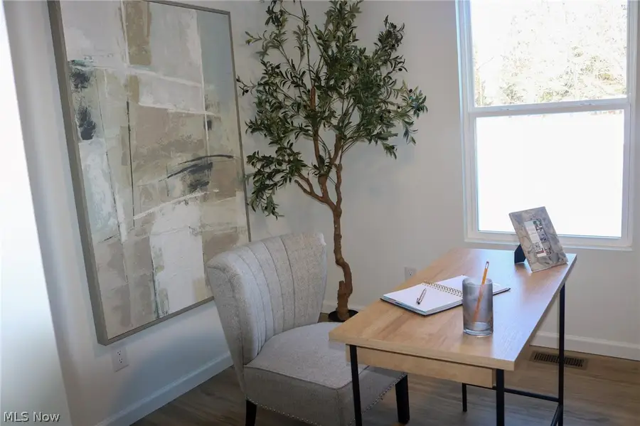 7602 Hickory, Oakwood, OH 44146 - #3