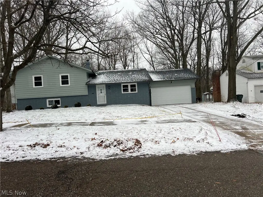 851 Wellmon Street, Bedford, OH 44146 - #1