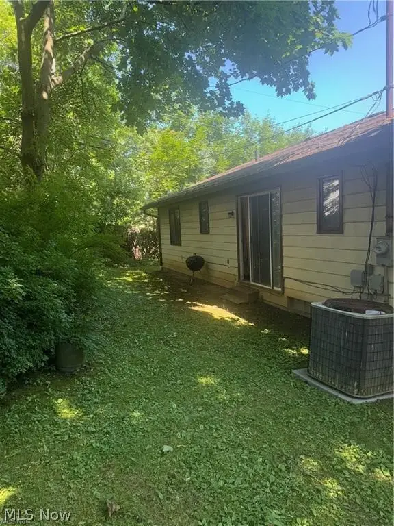 20930 Halworth Road, Shaker Heights, OH 44122 - #2