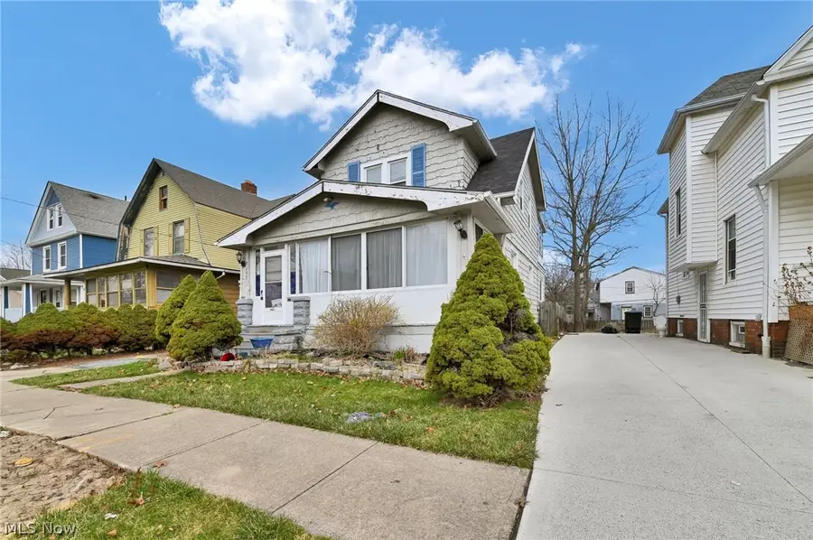 9607 Fuller Avenue, Cleveland, OH 44104 - #2