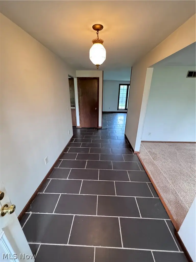 8615 Eberhart Ne Road, Dover, OH 44622 - #3