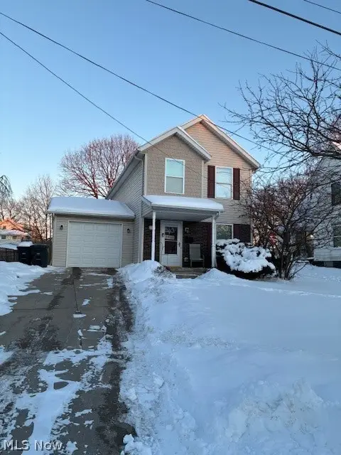 2343 18th Sw Street, Akron, OH 44314 - #1