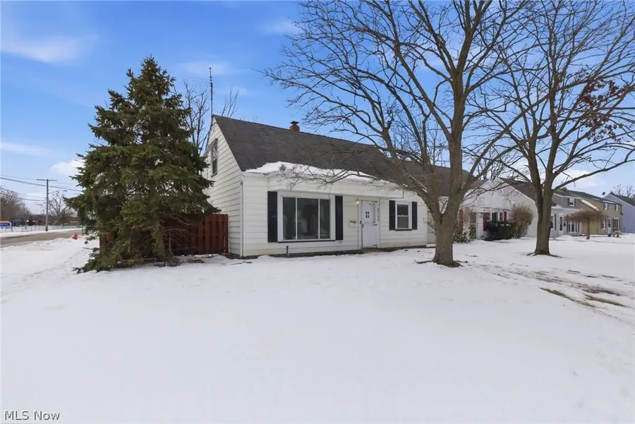 27190 Zeman Avenue, Euclid, OH 44132 - #3