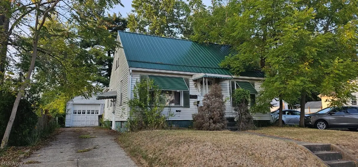 1049 Mckinley Ne Street, Warren, OH 44483 - #1