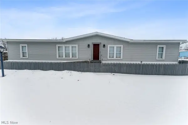 3249 Dove, Warren, OH 44481