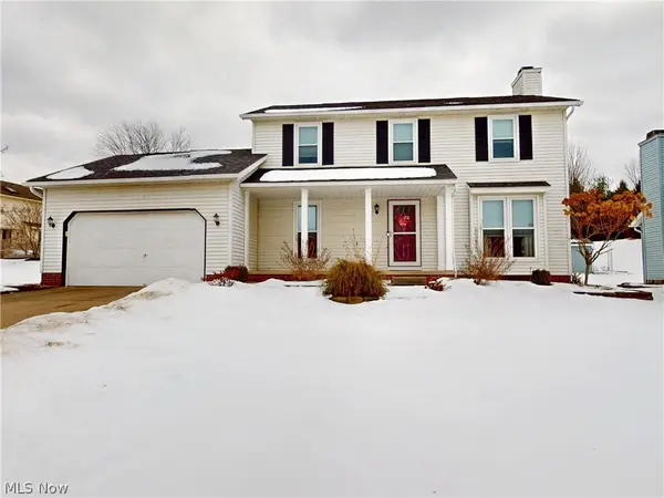 511 Picadilly Circle, Akron, OH 44319