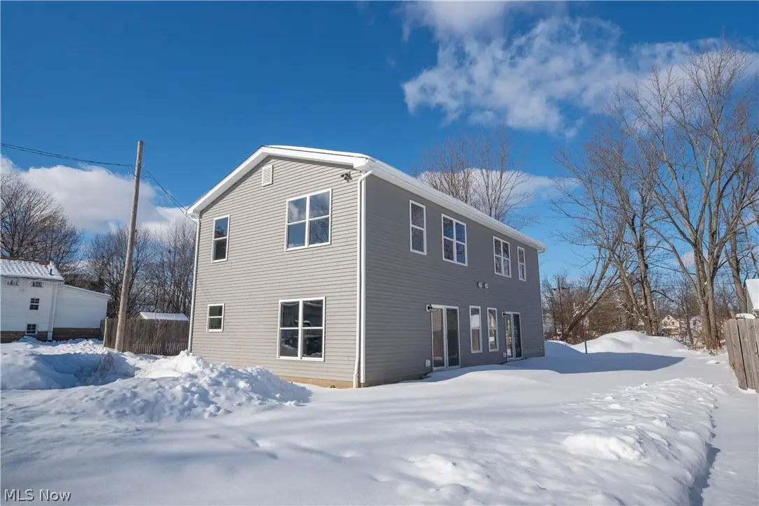 161 High Street, Elyria, OH 44035 - #1