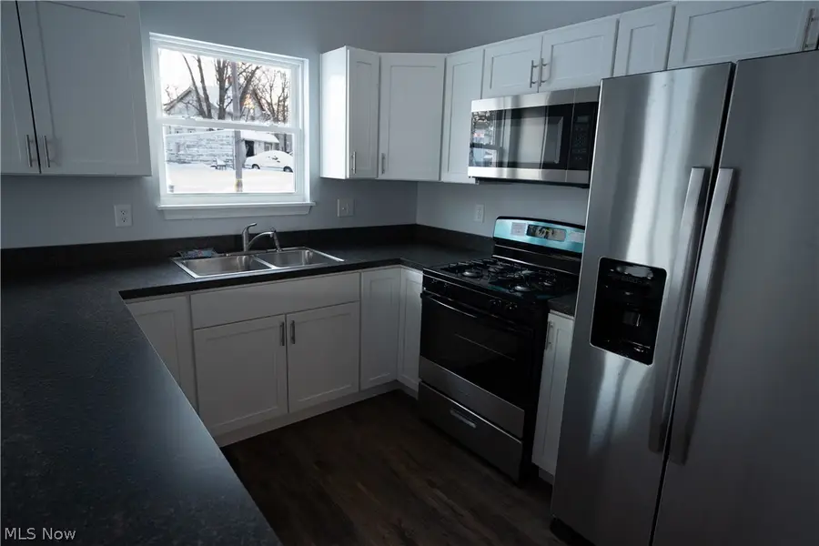 161 High Street, Elyria, OH 44035 - #3