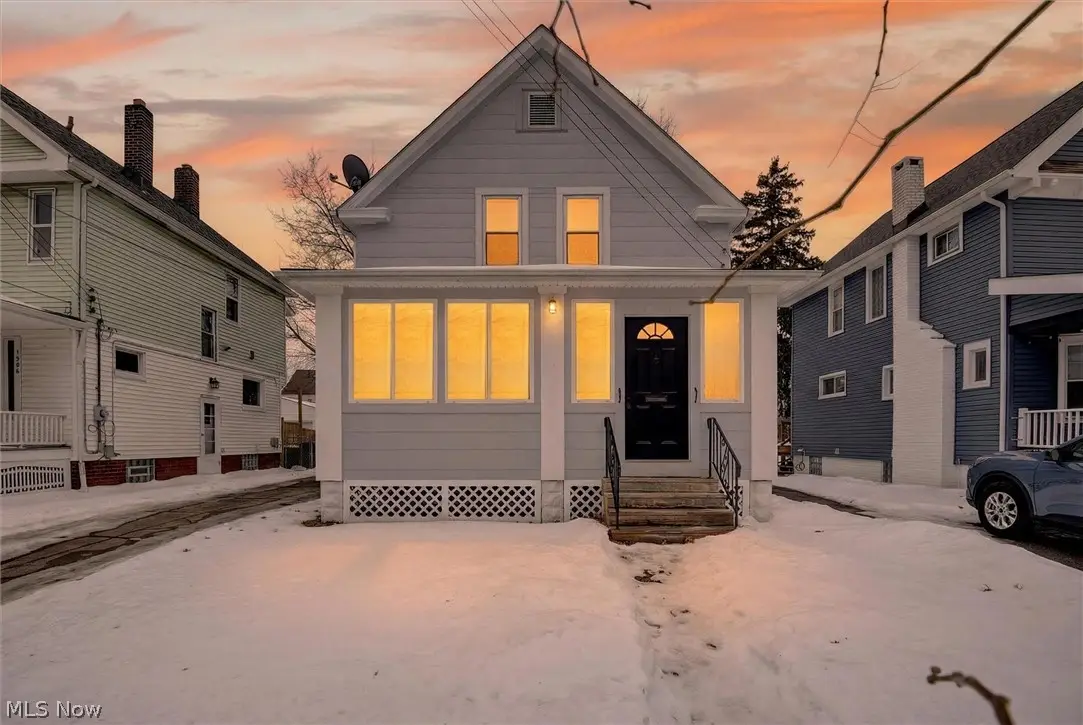 1602 Rosewood Avenue, Lakewood, OH 44107 - #1