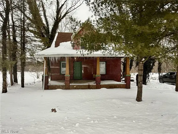 3322 Mccartney Road, Youngstown, OH 44505