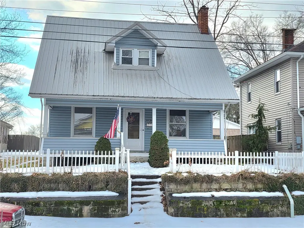 920 32th Street, Parkersburg, WV 26104 - #1