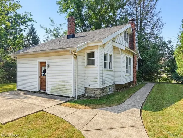 27015 Aurora Road, Solon, OH 44139