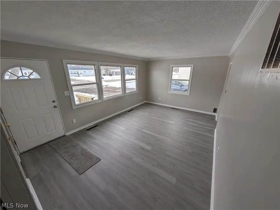 4510 Riverside Drive, Lorain, OH 44055 - #2