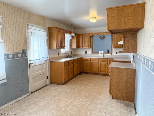 71571 Main Street, Saint Clairsville, OH 43950 - #3