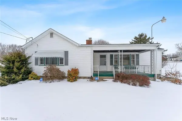 5160 Oak Street, Lowellville, OH 44436