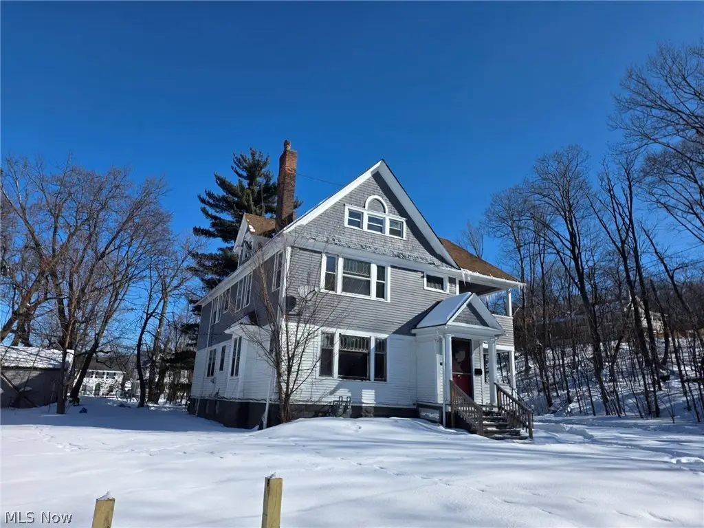 1895 Chapman Avenue, East Cleveland, OH 44112 - #1