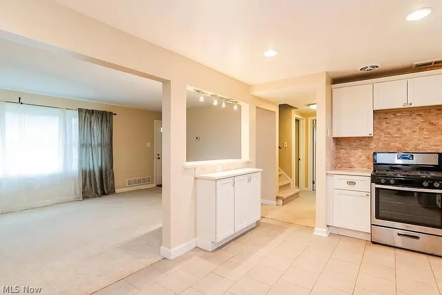 2961 Archwood Place, Cuyahoga Falls, OH 44221 - #3