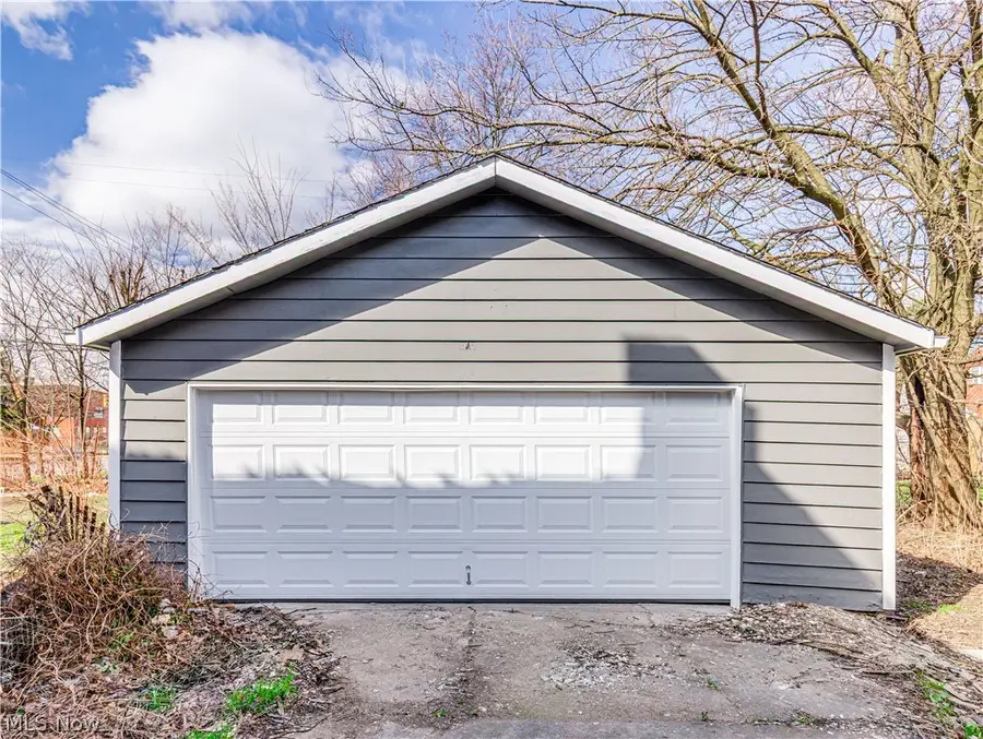 4026 E 123rd Street, Cleveland, OH 44105 - #3