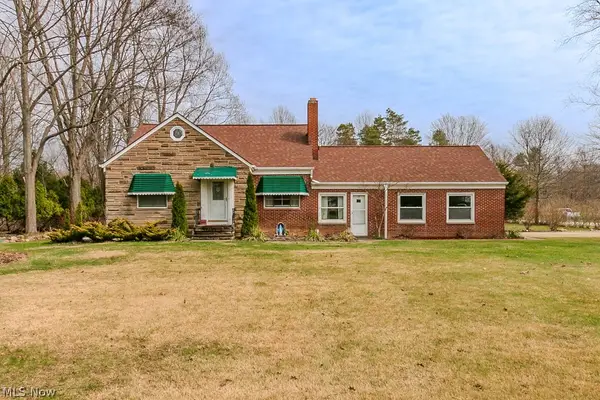 2695 River Road, Willoughby Hills, OH 44094