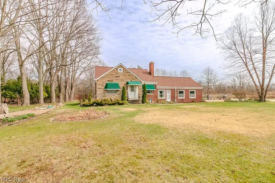 2695 River Road, Willoughby Hills, OH 44094 - #2