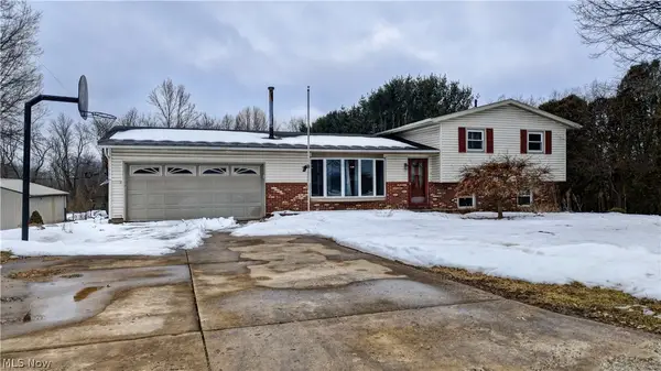 240 Harmon Nw Avenue, Brewster, OH 44613