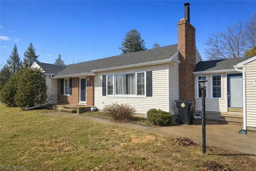 3828 Lake W Road, Ashtabula, OH 44004 - #3