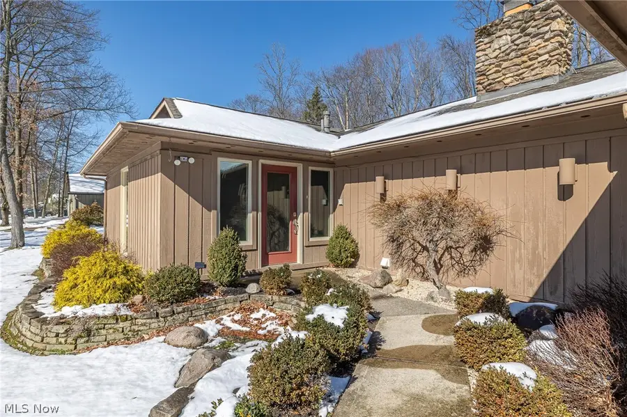 17338 Ridge Creek Road, Strongsville, OH 44136 - #2