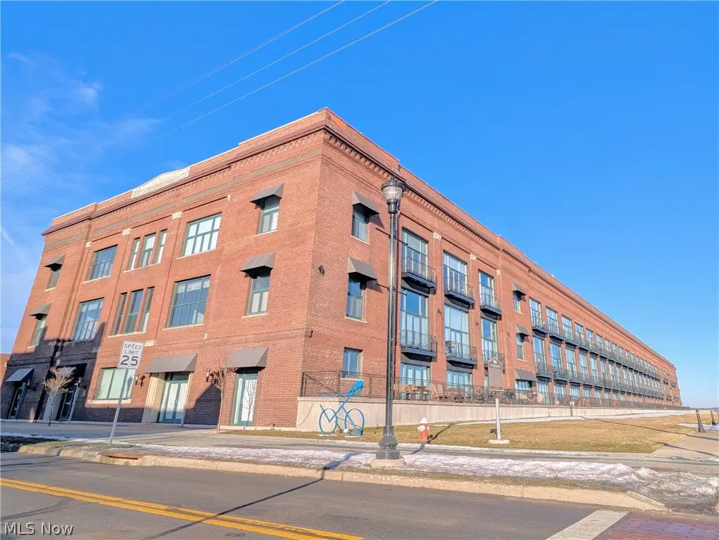 401 W Shoreline Drive #136, Sandusky, OH 44870 - #1