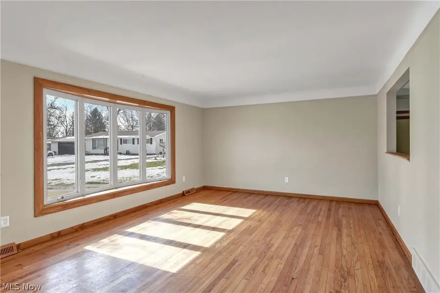 10410 Terrace Court, Parma, OH 44130 - #3