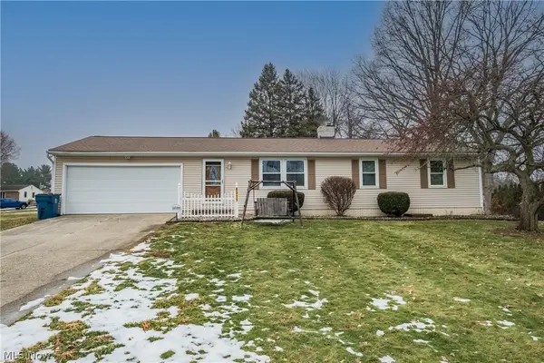 8311 Parkford Nw Street, Massillon, OH 44646