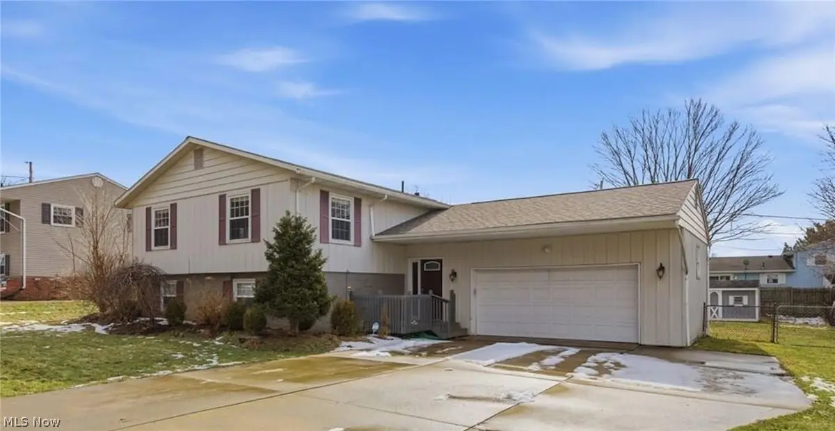 5132 Ridgeglen Nw Circle, Canton, OH 44708 - #1