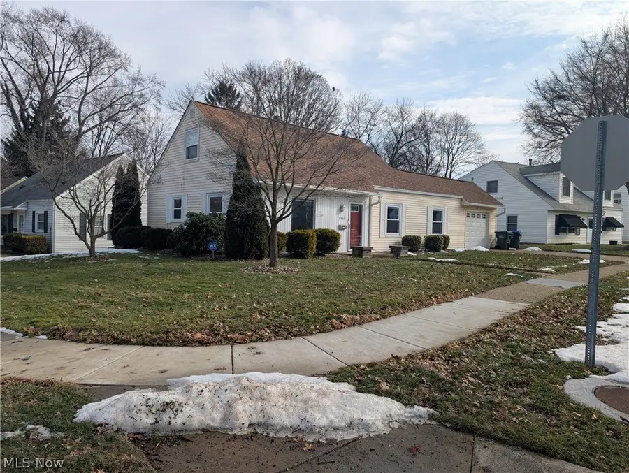 1468 Curtis Avenue, Cuyahoga Falls, OH 44221 - #2