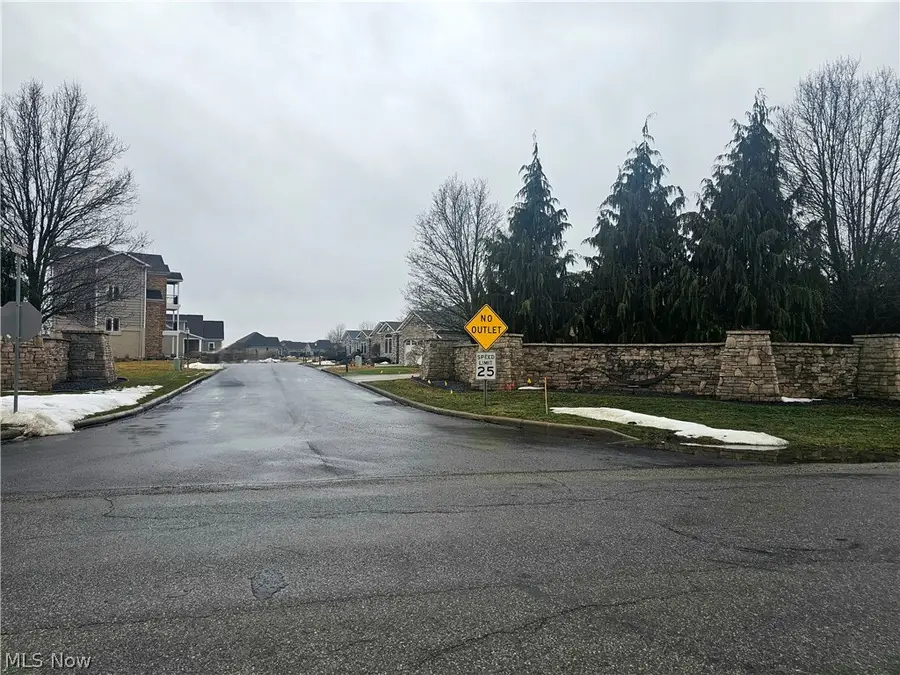 30 Shores Drive, Poland, OH 44514 - #2