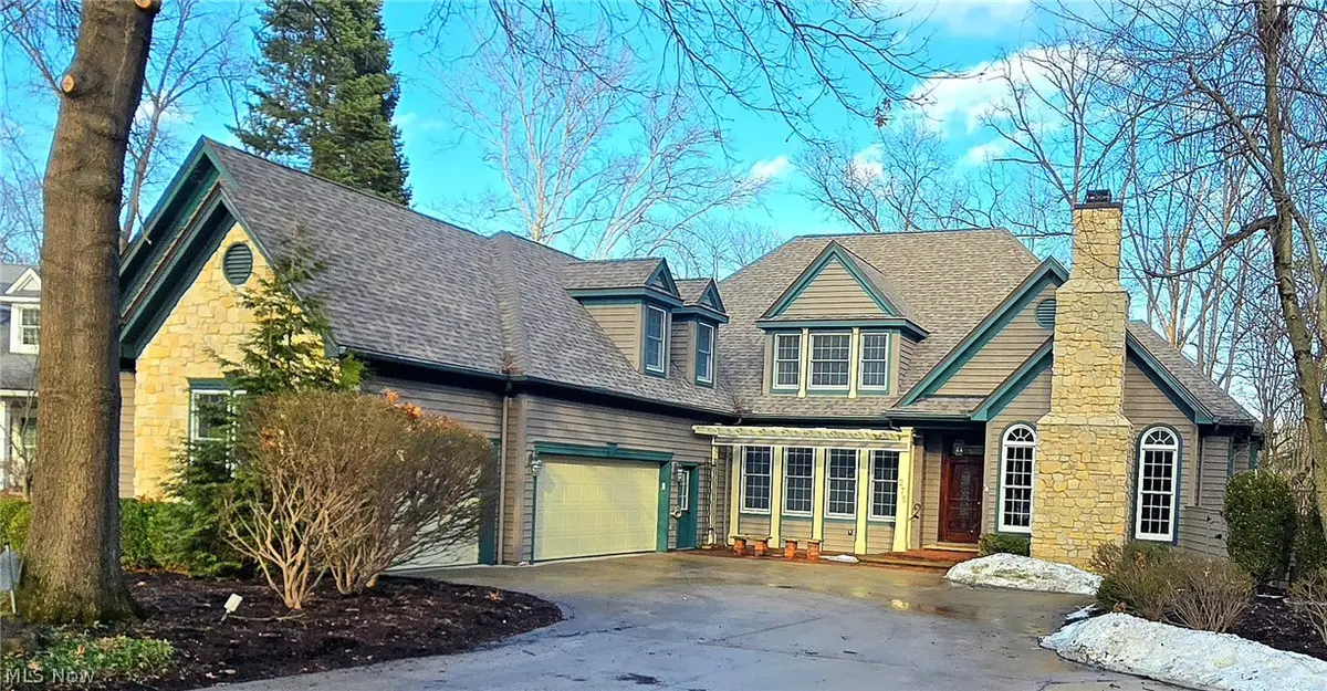 275-285 Quarrystone Lane, Berea, OH 44017 - #1