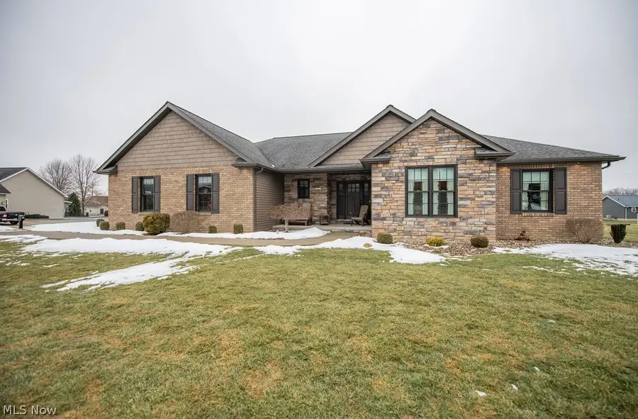 3912 Clay Se Court, Dennison, OH 44621 - #2