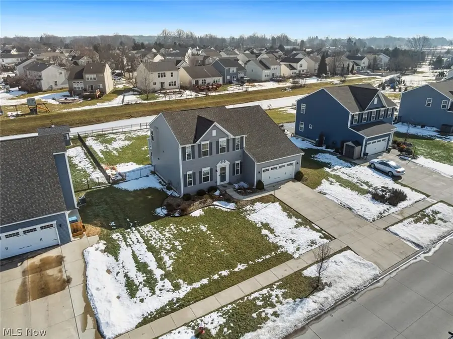 9397 Winfield Lane, North Ridgeville, OH 44039 - #2