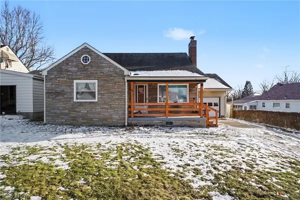 97 Rosary Drive, Campbell, OH 44405