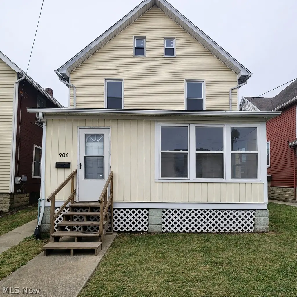 906 Harrison Sw Avenue, Canton, OH 44706 - #1