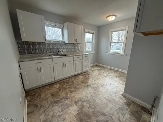 4377 Ingleside Road, Cleveland, OH 44128 - #3