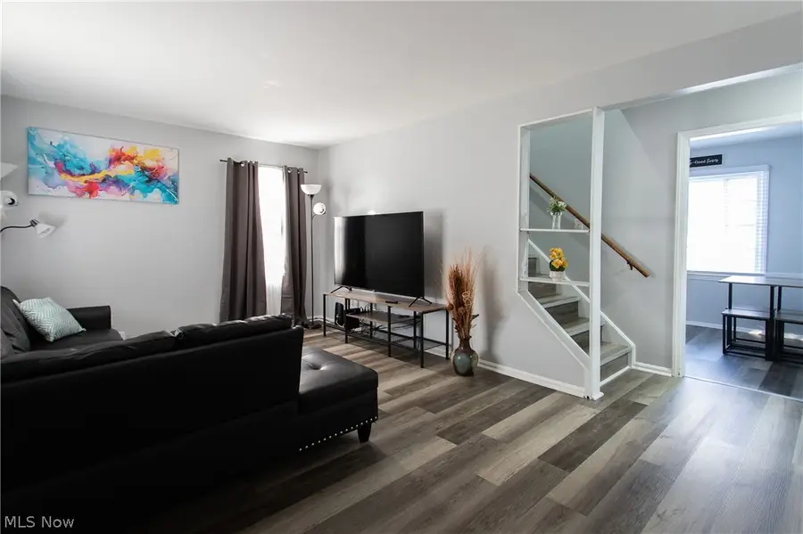 12307 Shady Oak Boulevard, Garfield Heights, OH 44125 - #3