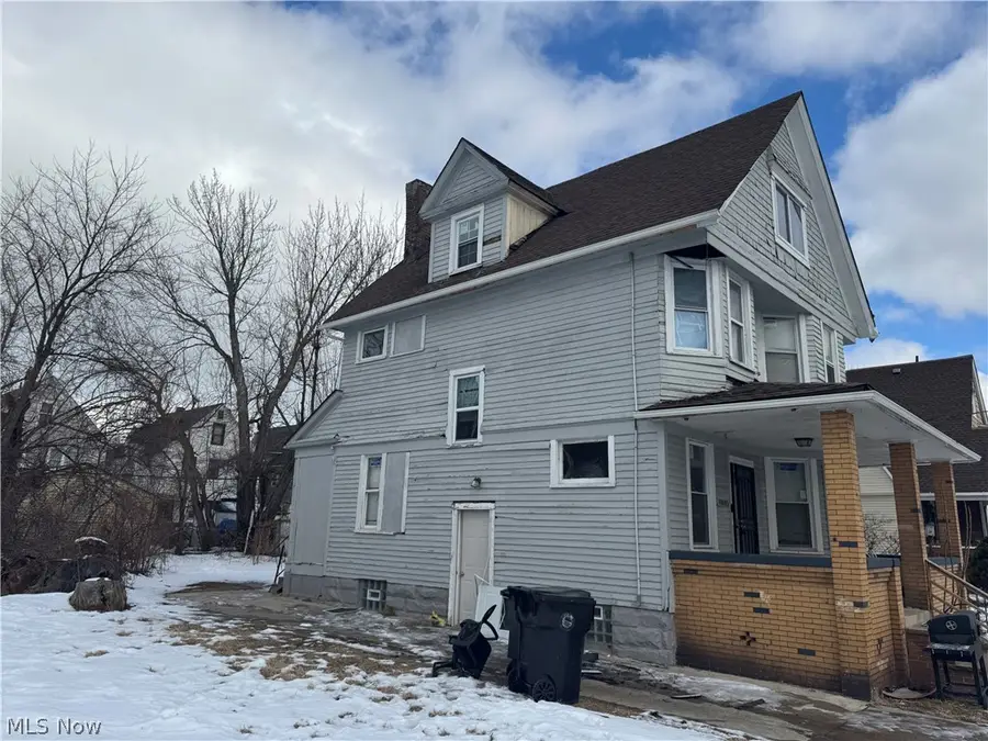 10605 Kimberley Avenue, Cleveland, OH 44108 - #3