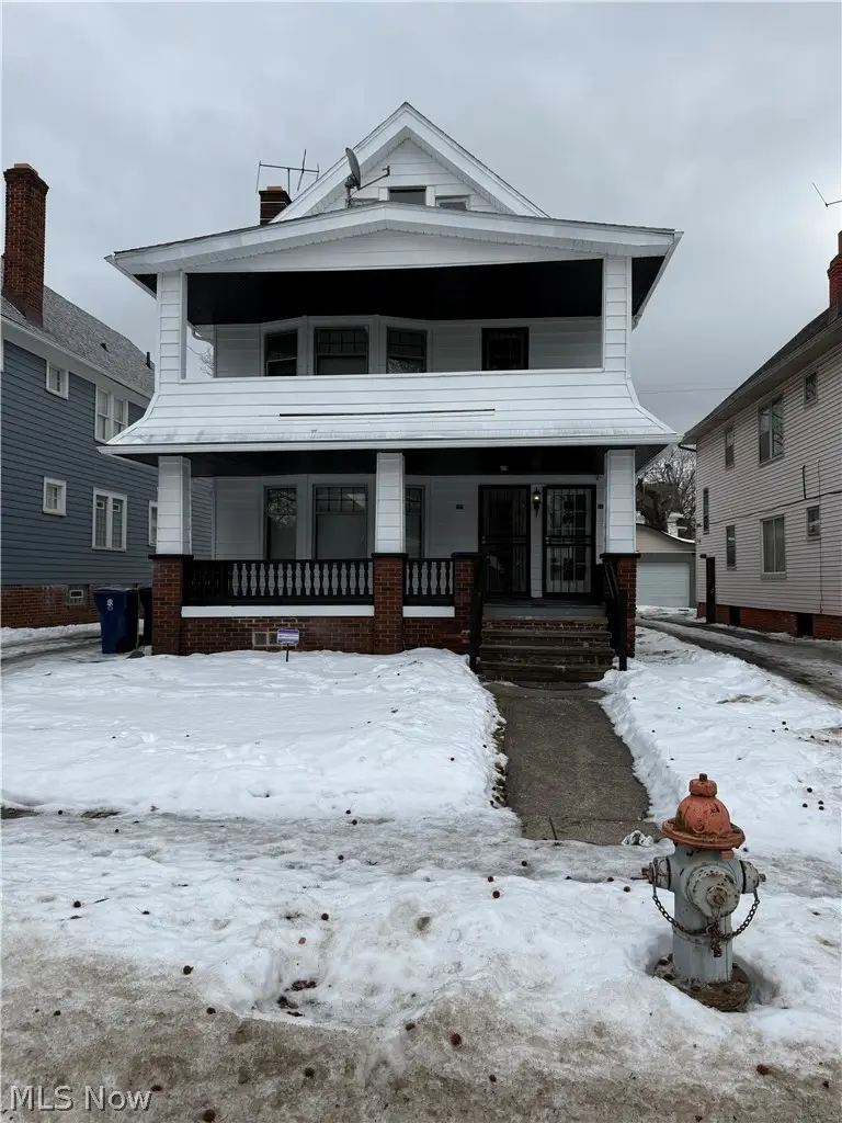 829 Helmsdale Road, Cleveland Heights, OH 44112 - #1