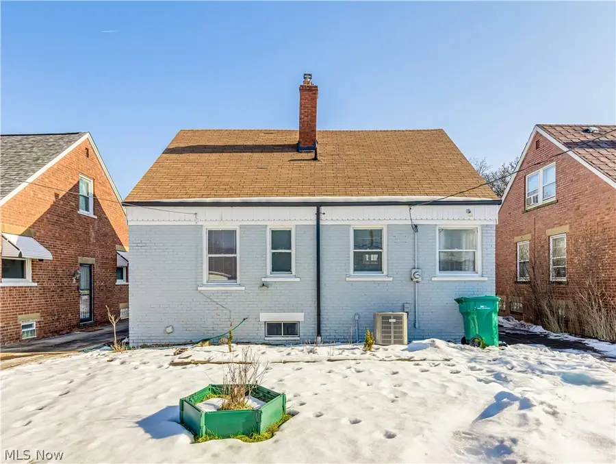 5728 South Boulevard, Maple Heights, OH 44137 - #3