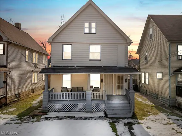 3011 Bradwell Avenue, Cleveland, OH 44109