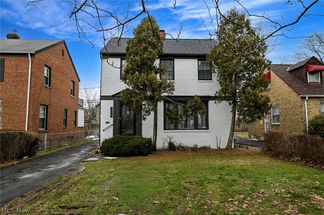 3699 Bainbridge Road, Cleveland, OH 44118 - #1