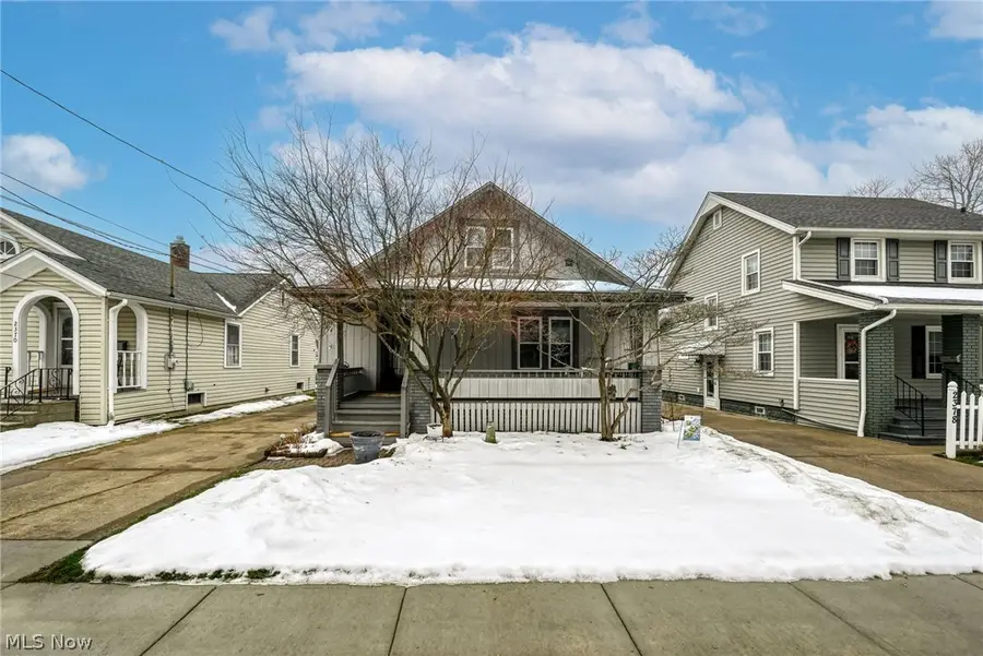 2374 Roth Drive, Cuyahoga Falls, OH 44221 - #2